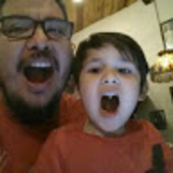 Meet your Posher, Jorge - Picture 1 of 1